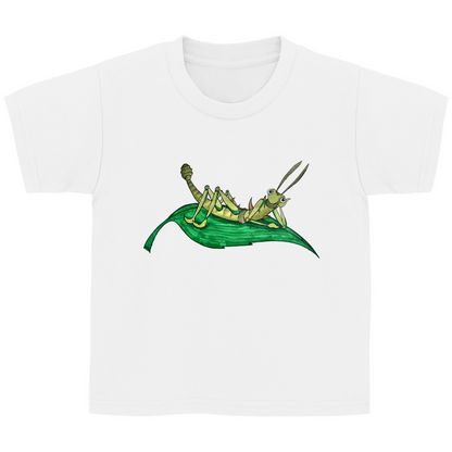 Kinder Basic T-Shirt Krabbelcrew Dornschrecke Kasimir liegt auf einem Blatt
