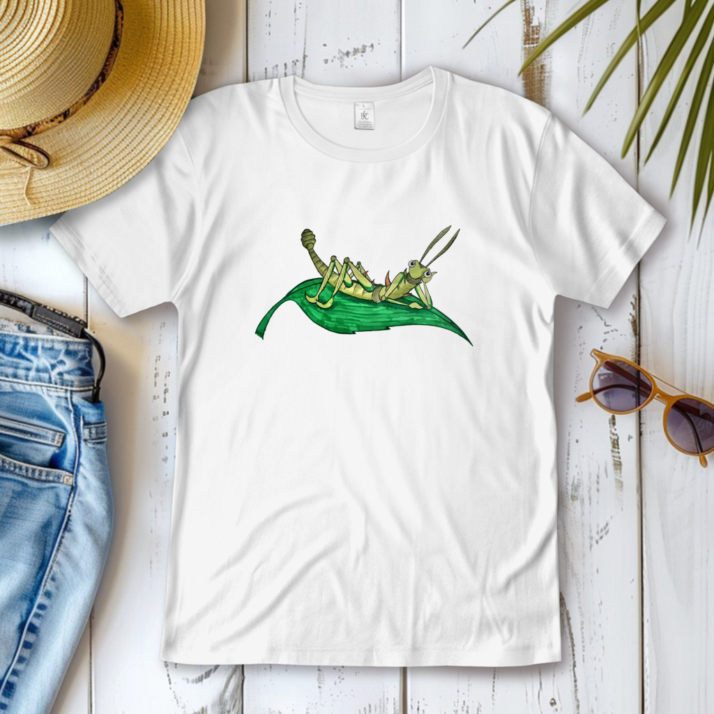 Damen T-Shirt Krabbelcrew Dornschrecke Kasimir liegt auf einem Blatt