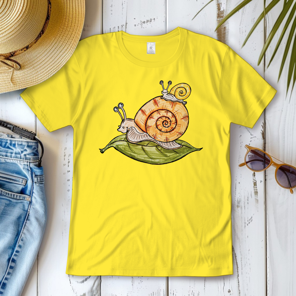 Damen T-Shirt Krabbelcrew Schnecke on Tour