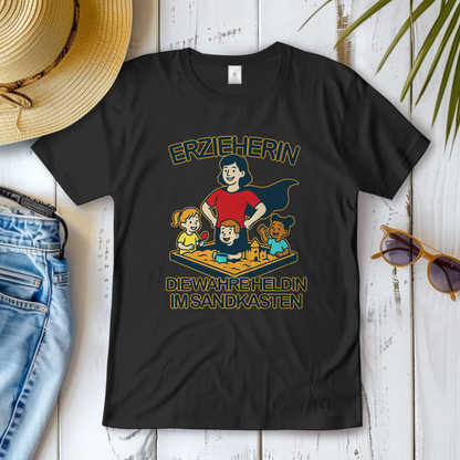 Damen T-Shirt Erzieherin - Die wahre Heldin im Sandkasten
