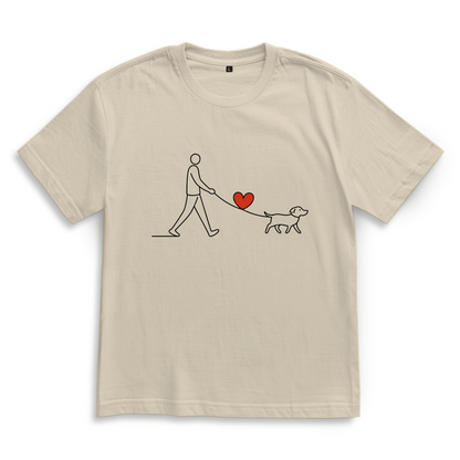 Oversize T-Shirt Hundespaziergang mit Herz und Leine